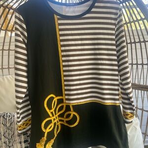 J. McLaughlin Catalina Equestrian Striped Tee with Gold Design Medium